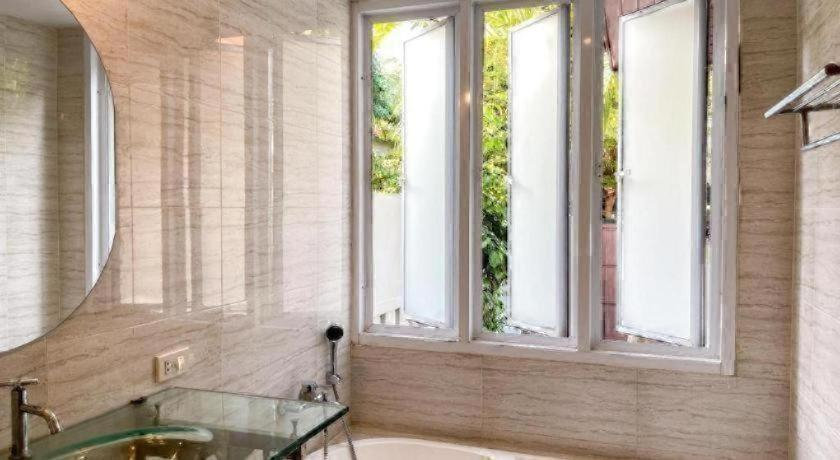 Bathroom 4, The Living Pool Villas, Ko Samui