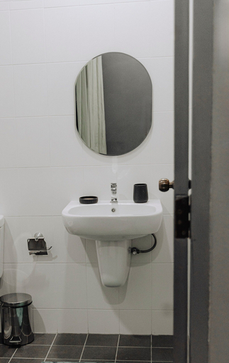 Bathroom 2, The One Rawai Rooms, Pulau Phuket