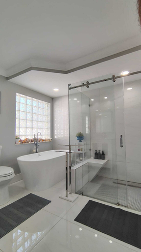 Bathroom 5, Family Retreat Open design, Miami-Dade