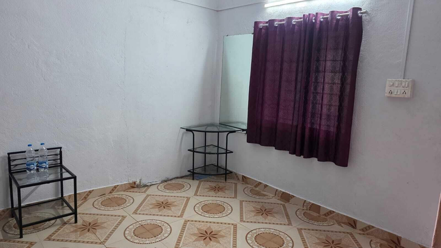 Interior, Hotel Dwarka, Kolhapur