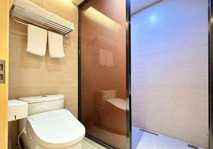 Bathroom 4, Ji Hotel Beijing International Exhibition Sanyuanqiao, Beijing