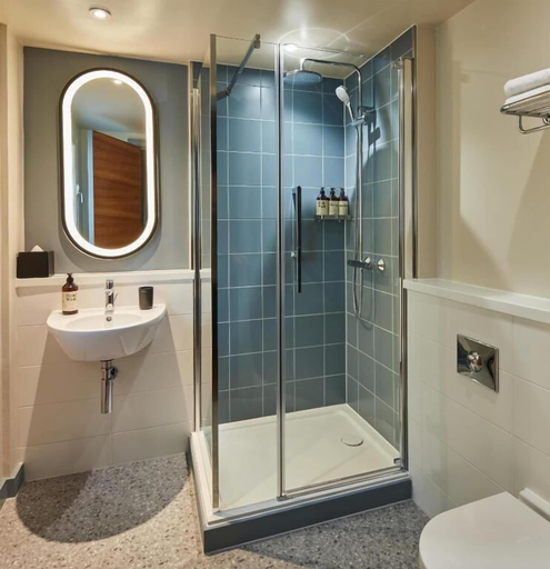 Bathroom 3, master Farringdon, London