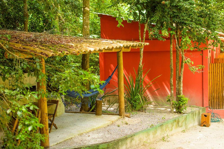 Facilities 2, Chal 3 com Churrasqueira e Ar a 200m da Praia, Prado