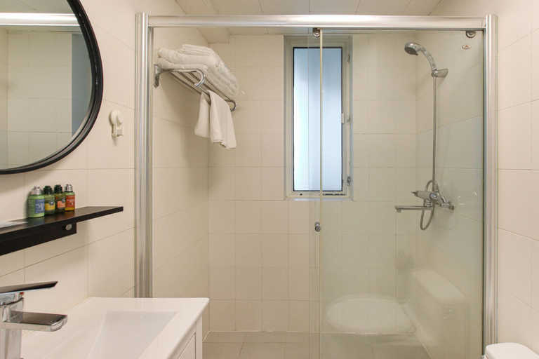 Bathroom 2, Tyms 3BR 2BA Residence Xujiahui, Shanghai