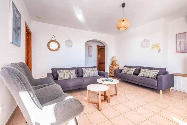 Others 4, Villa Aire, Baleares