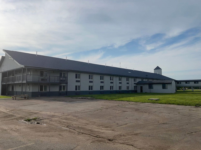 Exterior & Views 2, Rodeway Inn Bloomington - Normal West, McLean