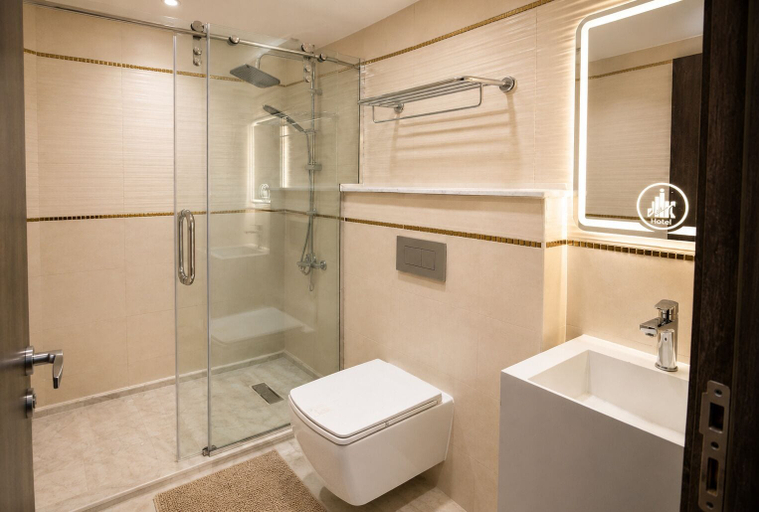 Bathroom 4, Grand Pyramids Hotel, Al-Ahram