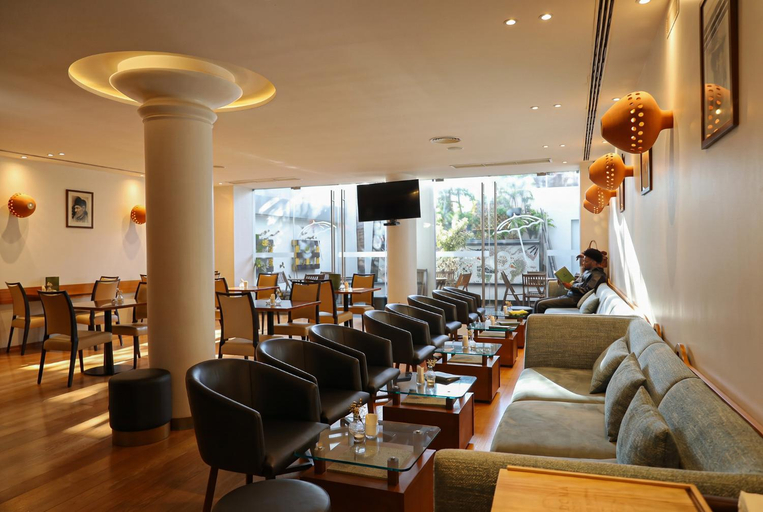 Food & Drinks 5, Hotel Ponta Delgada, Ponta Delgada