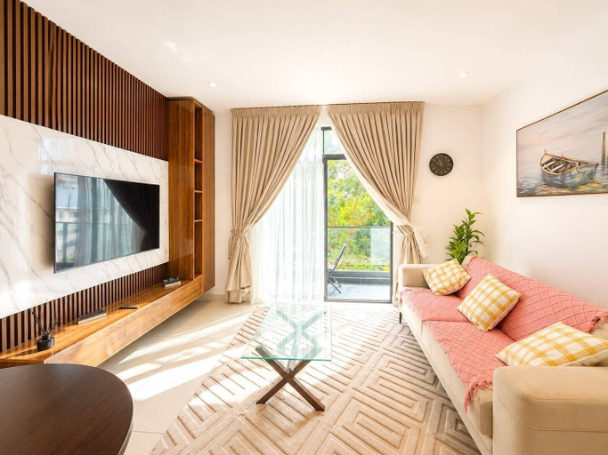 Living area 3, Embassy C113.1, Accra