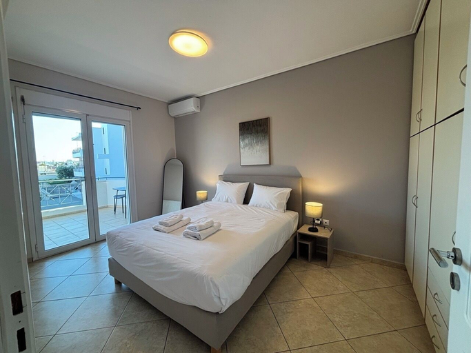 Bedroom 4, Hector Apartment Airport, Attica