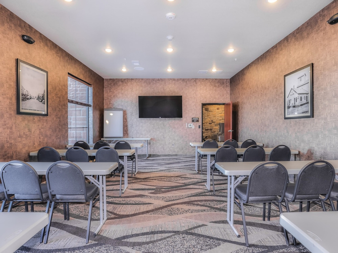 Meeting facility:1000px 2, Cobblestone Hotel & Suites - Waukesha/West Milwaukee, Waukesha