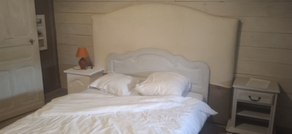 Room 3, Au Soleil levant, Pas-de-Calais