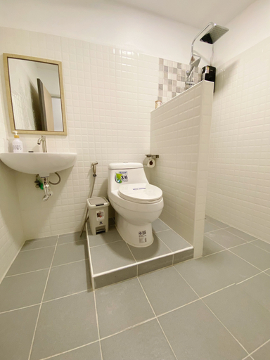 Bathroom 3, SJ Beach House Patong, Phuket Island