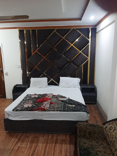 Others 2, Hotel Crown City, Islamabad