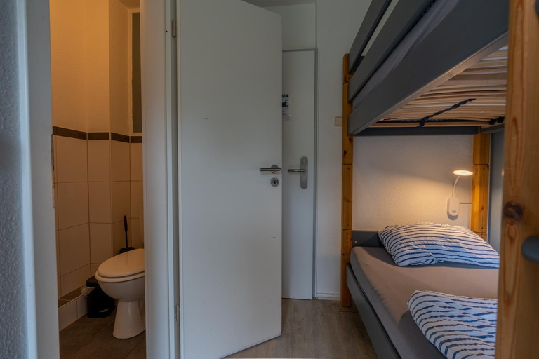 Bedroom 2, Flensbed Hotel & Hostel, Flensburg