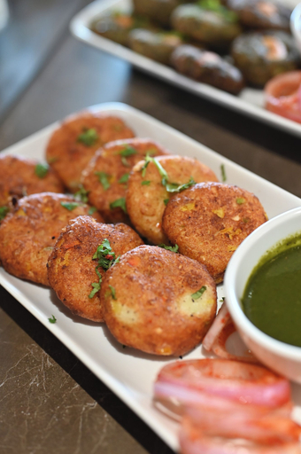 Food and drink 5, Enrise By Sayaji Somnath, Gir Somnath