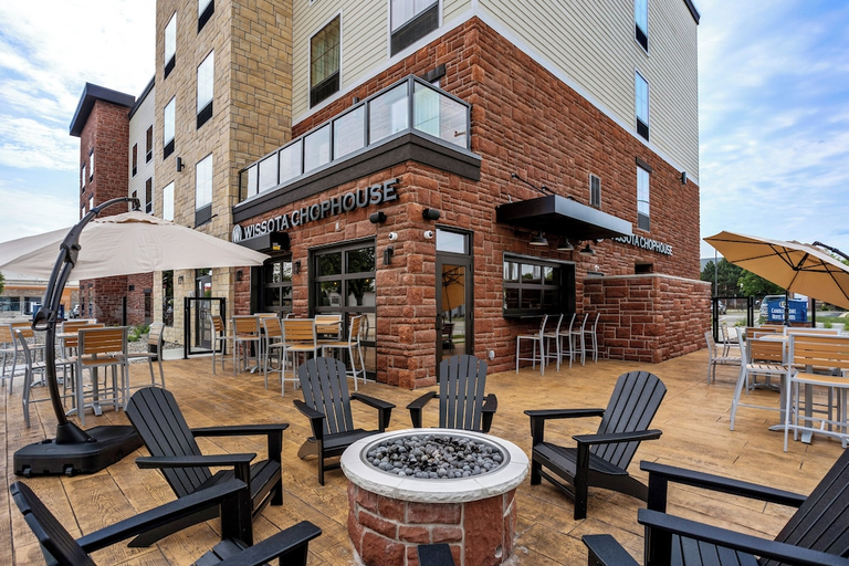 Restaurant:1000px 3, Cobblestone Hotel & Suites - Waukesha/West Milwaukee, Waukesha