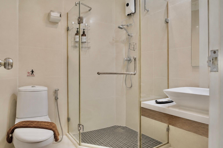 Bathroom, Sunny Beach Residence, Pattaya