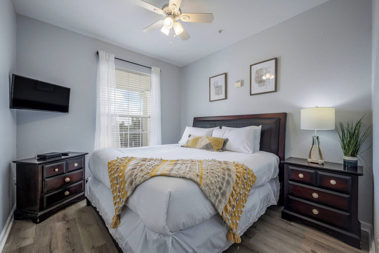 Room 3, Is4-405 - 3BR Condo With Nature View Near Disney, Orange