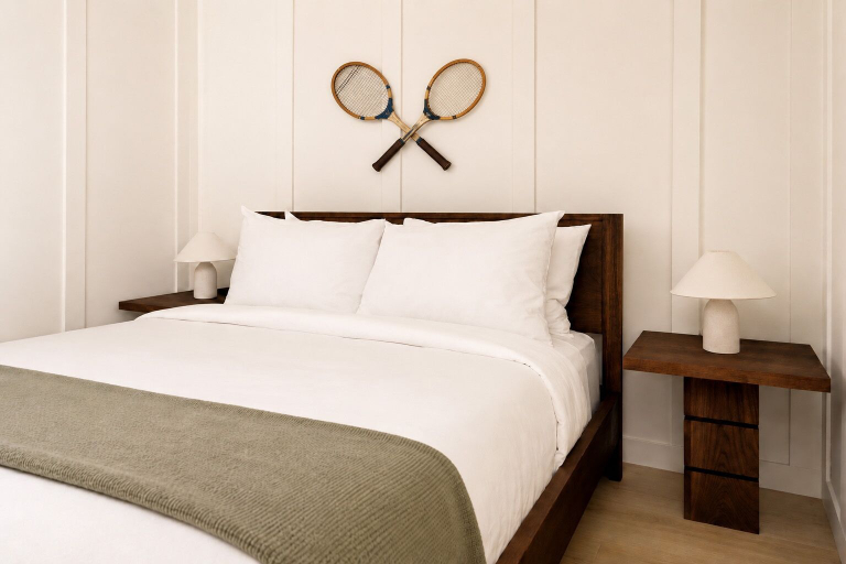Bedroom 2, The Herondale Hotel, Clatsop