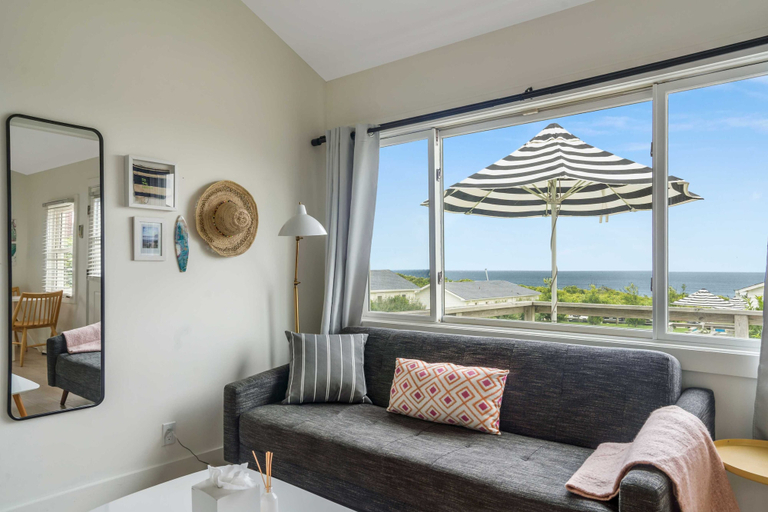 Room 3, Breakers Montauk, Suffolk