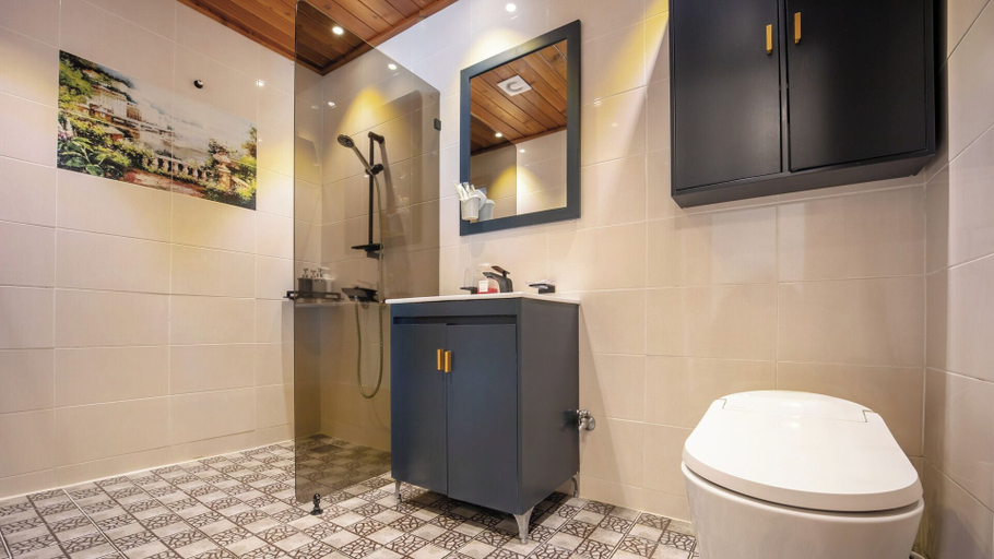 Bathroom 4, Yangpyeong Vivaco Hanok Stay, Gapyeong