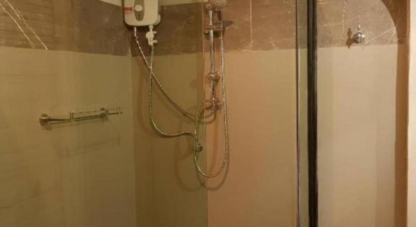 Bathroom 4, Ashcarya Boutique Resort, Suan Phung