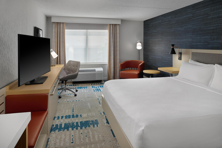 Bedroom 3, Hilton Garden Inn Arlington/Courthouse Plaza, Arlington