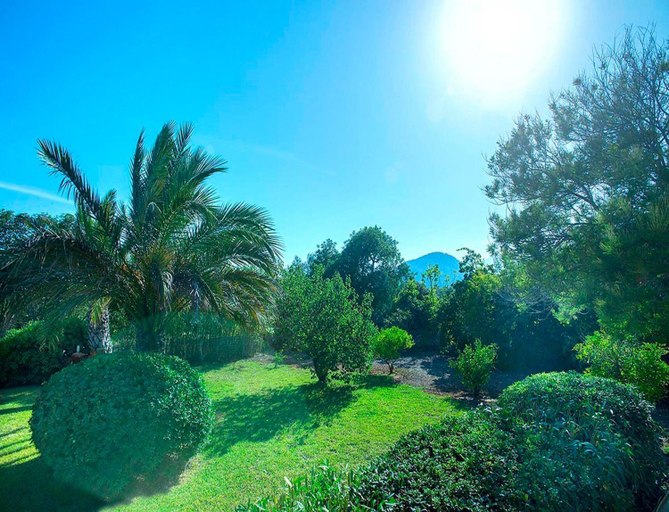 Others 4, Villa Tancotes, Baleares