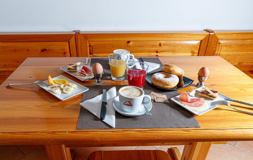 Food & Drinks 5, Albergo Caravasc, Sondrio