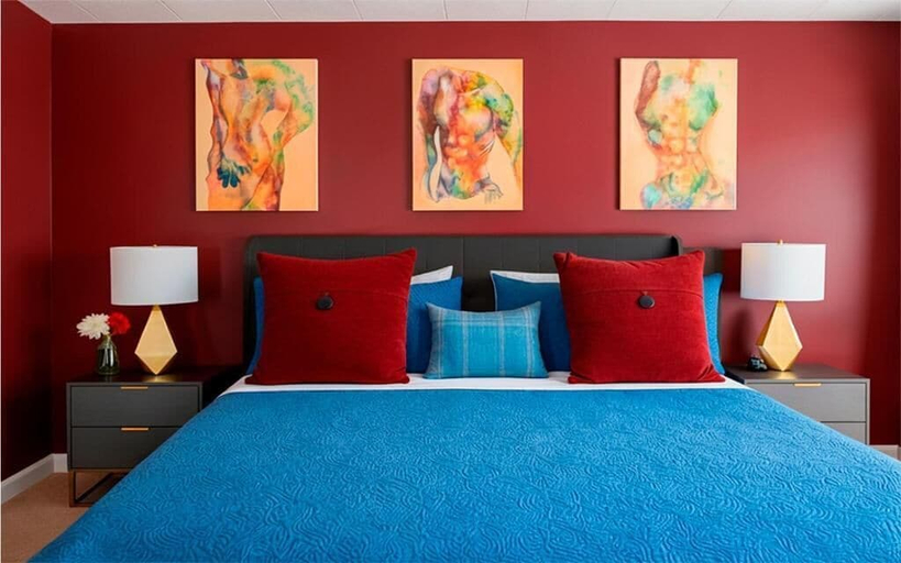 Room 5, Garden of Manors - Men Only, Broward