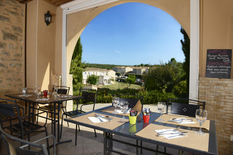 Food & Drinks, Résidence Odalys Domaine des Hauts de Salavas , Ardèche