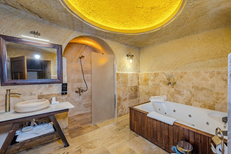 Bathroom 4, Asgard Cave Cappadocia, Nevşehir