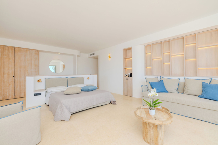 Bedroom 3, Antares Rooms and Suites, Olbia-Tempio