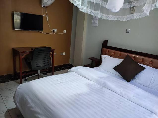 Others 4, GOLDEN QUEST HOTEL, Entebbe