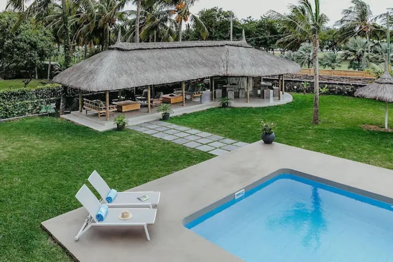 Pool 4, Boutik Retreats, Black River