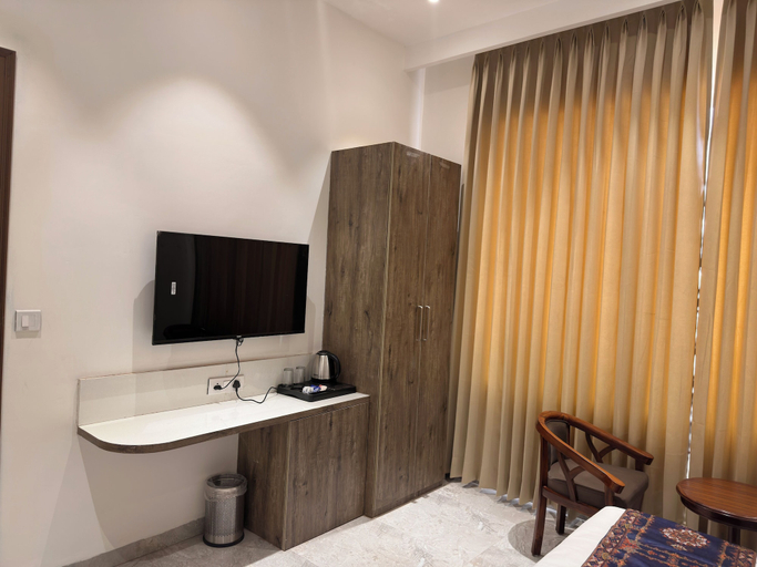 Interior, Hotel Le Mirage, Sahibzada Ajit Singh Nagar