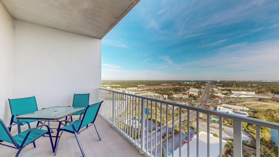 Interior 2, Laketown Wharf 2135, Bay