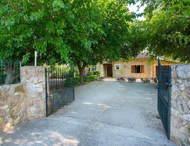Others 3, Villa Tancotes, Baleares