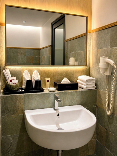 Bathroom 4, deKing Hotel - Twin Towers KLCC, Kuala Lumpur