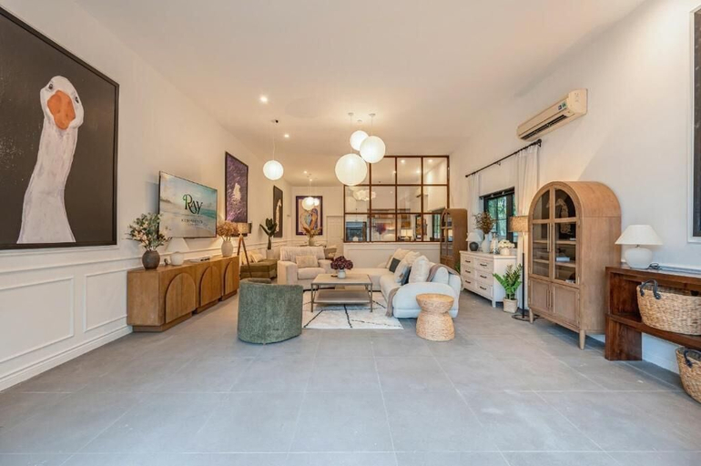 Interior 5, Gorgeous Grand Pool Villa in D2 by Ray, District 2