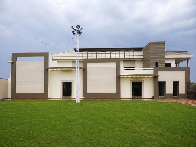 Exterior & Views 2, CDS Sangam Resort & Club, Ambala