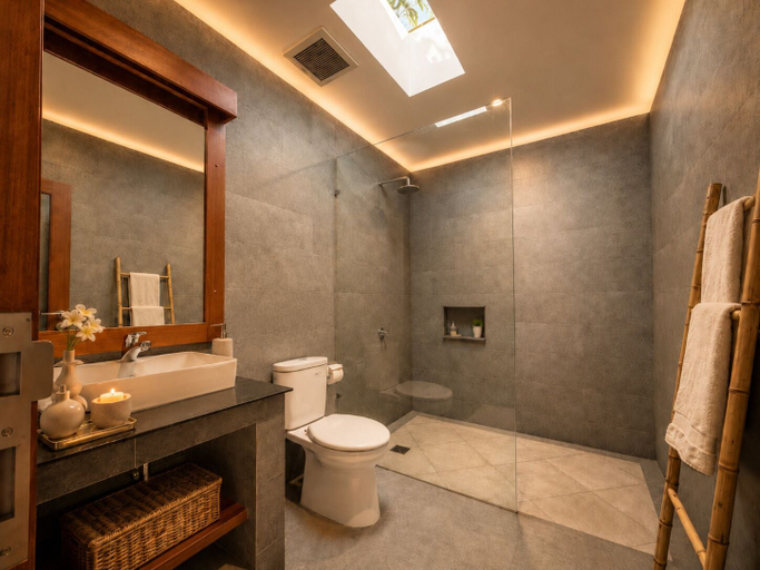Bathroom 5, Pavilion Pool Villa. Walk to Beach, Badung