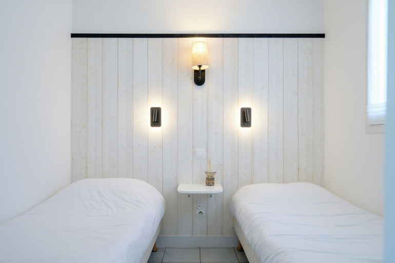 Bedroom 4, Le Petit Bois, Charente-Maritime