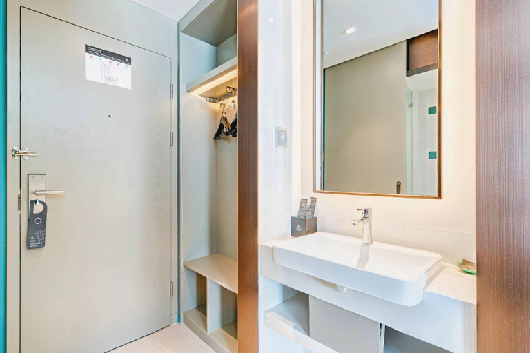 Bathroom 3, Hanting Hotel Hailar Railway Station Central Street, Hulunbuir
