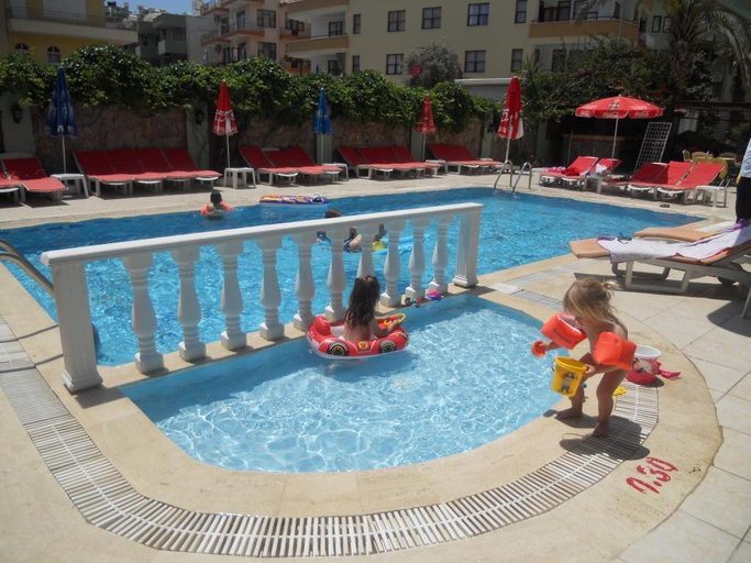 Sport & Beauty 2, Kleopatra Blue Life Apart, Alanya