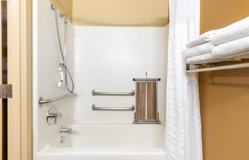 Bathroom 4, Extended Stay America Suites Washington DC Gaithersburg N, Montgomery