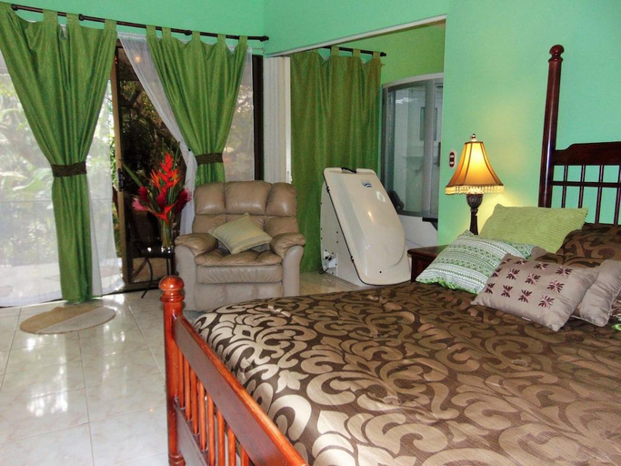 Bedroom 2, CASA LIMA BED & BREAKFAST, San José