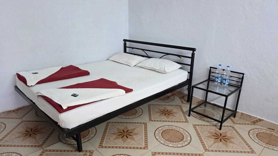 Room 5, Hotel Dwarka, Kolhapur