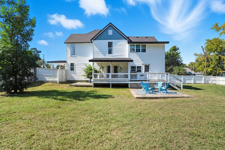 Interior 4, Renovated 6BR Near Grand Lake Fire Pit & Games, Delaware